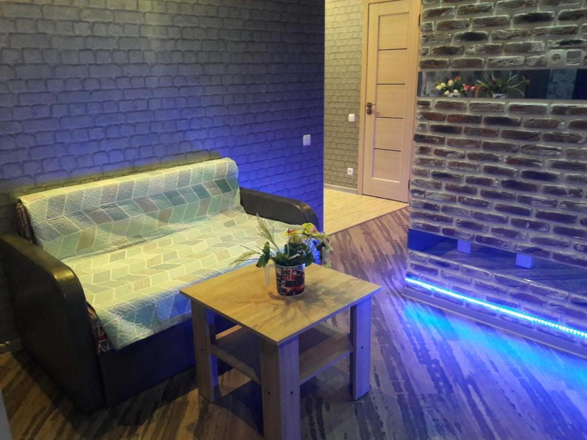 On Yuvilejnyj Avenue Apartment Kharkiv